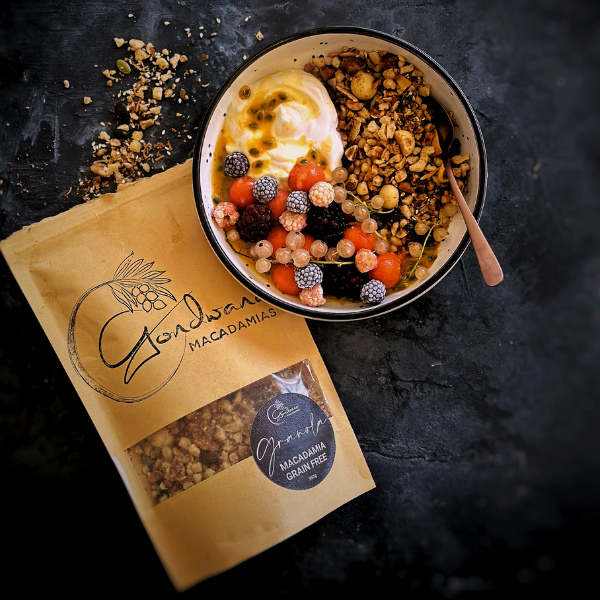 Macadamia Granola